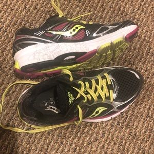 Saucony Guide 7 running shoe size 7